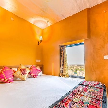 Mud Mirror Guesthouse Jaisalmer Esterno foto