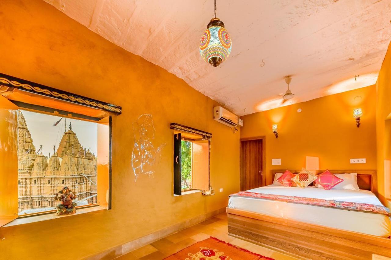 Mud Mirror Guesthouse Jaisalmer Esterno foto