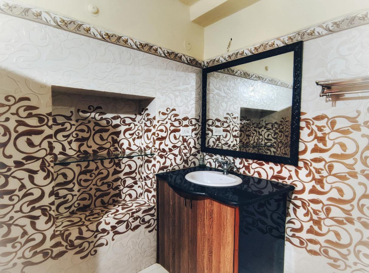 Mud Mirror Guesthouse Jaisalmer Esterno foto
