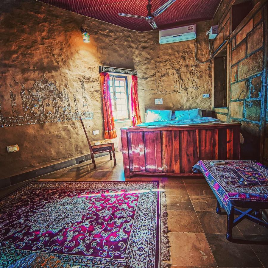Mud Mirror Guesthouse Jaisalmer Esterno foto