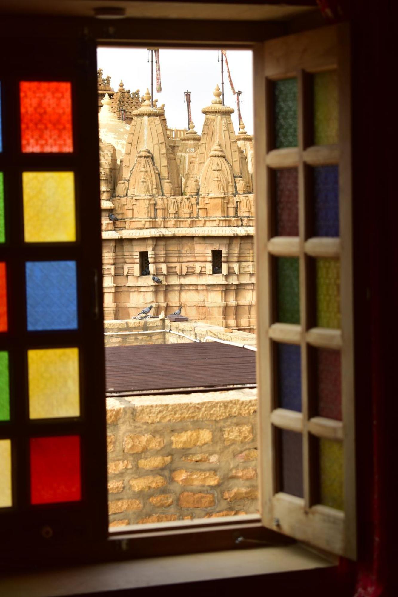 Mud Mirror Guesthouse Jaisalmer Esterno foto