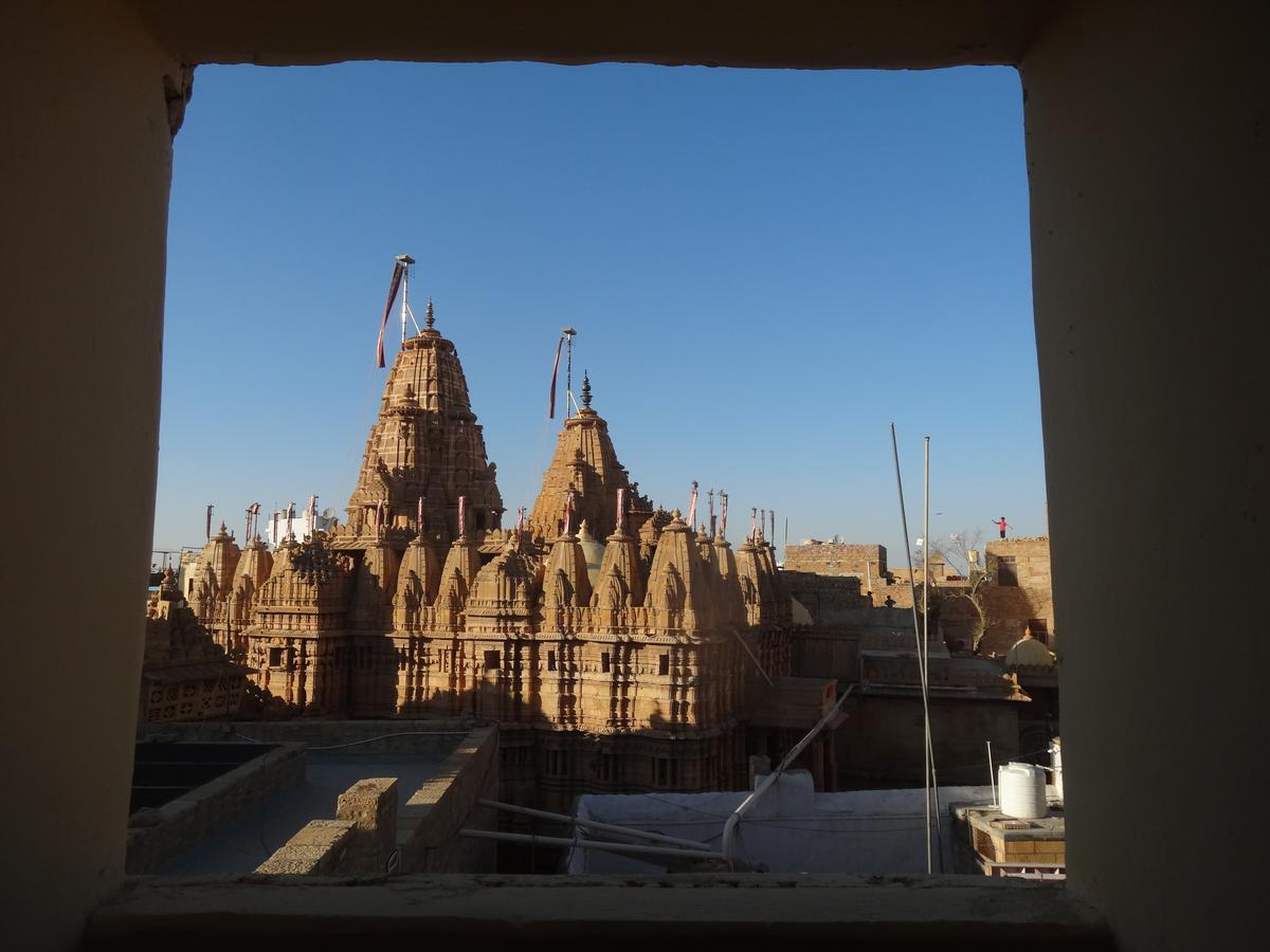 Mud Mirror Guesthouse Jaisalmer Esterno foto